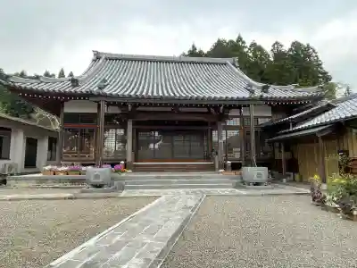 慈済寺の{uncategorized: "未分類", other: "その他", undefined: "問題あり", building: "その他建物", grave: "お墓", sacred_gate: "鳥居", guardian: "狛犬", statue: "像", buddha: "仏像", history: "歴史", nature: "自然", garden: "庭園", animal: "動物", pagoda: "塔", temizu: "手水舎", mountain_gate: "山門・神門", sanctuary: "本殿・本堂", subordinate: "末社・摂社", art: "芸術", scenery: "景色", jizo: "地蔵", ema: "絵馬", goshuin: "御朱印", omikuji: "おみくじ", items: "授与品その他", amulet: "お守り", goshuincho: "御朱印帳", eats: "食事", festival: "お祭り", votive_dance: "神楽", shichigosan: "七五三参", wedding: "結婚式", experience: "体験その他", initially: "初詣", around: "周辺", anti_infection: "感染症対策"}