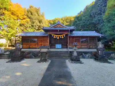 虫鹿神社（前原）の本殿・本堂