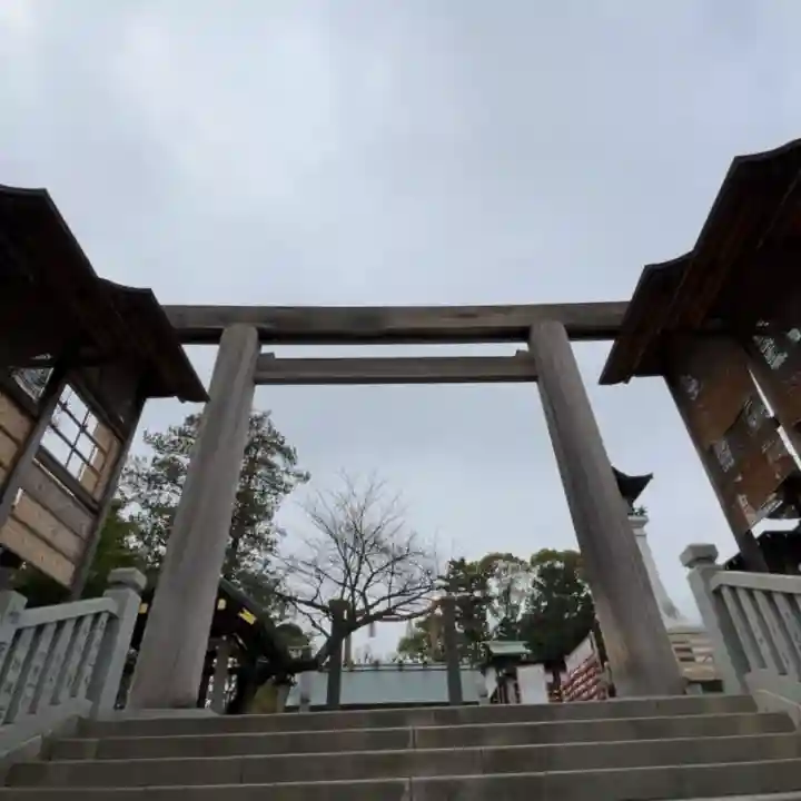 伊勢山皇大神宮の{uncategorized: "未分類", other: "その他", undefined: "問題あり", building: "その他建物", grave: "お墓", sacred_gate: "鳥居", guardian: "狛犬", statue: "像", buddha: "仏像", history: "歴史", nature: "自然", garden: "庭園", animal: "動物", pagoda: "塔", temizu: "手水舎", mountain_gate: "山門・神門", sanctuary: "本殿・本堂", subordinate: "末社・摂社", art: "芸術", scenery: "景色", jizo: "地蔵", ema: "絵馬", goshuin: "御朱印", omikuji: "おみくじ", items: "授与品その他", amulet: "お守り", goshuincho: "御朱印帳", eats: "食事", festival: "お祭り", votive_dance: "神楽", shichigosan: "七五三参", wedding: "結婚式", experience: "体験その他", initially: "初詣", around: "周辺", anti_infection: "感染症対策"}