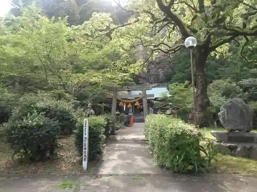 瀧三柱神社の鳥居