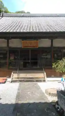 霊仙寺の本殿・本堂