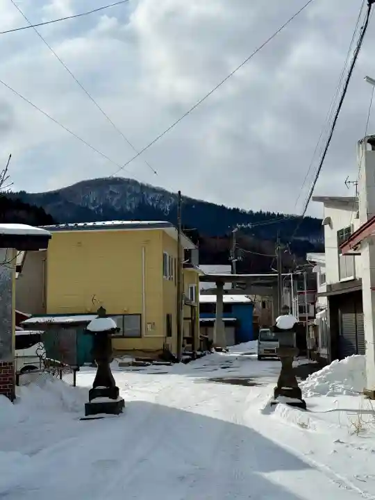 厳島神社の{uncategorized: "未分類", other: "その他", undefined: "問題あり", building: "その他建物", grave: "お墓", sacred_gate: "鳥居", guardian: "狛犬", statue: "像", buddha: "仏像", history: "歴史", nature: "自然", garden: "庭園", animal: "動物", pagoda: "塔", temizu: "手水舎", mountain_gate: "山門・神門", sanctuary: "本殿・本堂", subordinate: "末社・摂社", art: "芸術", scenery: "景色", jizo: "地蔵", ema: "絵馬", goshuin: "御朱印", omikuji: "おみくじ", items: "授与品その他", amulet: "お守り", goshuincho: "御朱印帳", eats: "食事", festival: "お祭り", votive_dance: "神楽", shichigosan: "七五三参", wedding: "結婚式", experience: "体験その他", initially: "初詣", around: "周辺", anti_infection: "感染症対策"}