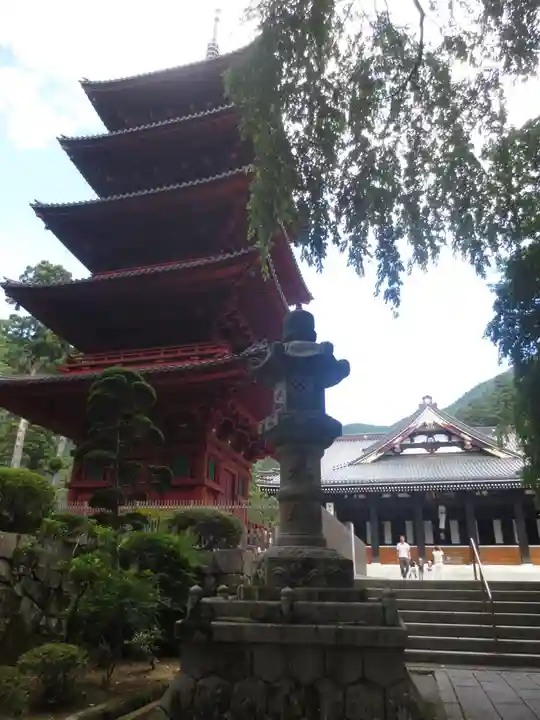 久遠寺(山梨県)