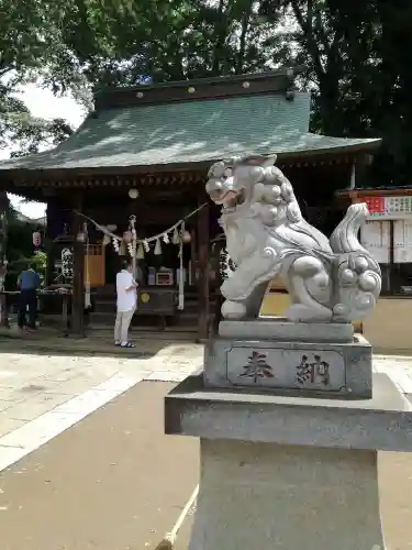 守谷総鎮守 八坂神社の狛犬