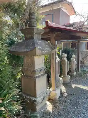 済興寺の{uncategorized: "未分類", other: "その他", undefined: "問題あり", building: "その他建物", grave: "お墓", sacred_gate: "鳥居", guardian: "狛犬", statue: "像", buddha: "仏像", history: "歴史", nature: "自然", garden: "庭園", animal: "動物", pagoda: "塔", temizu: "手水舎", mountain_gate: "山門・神門", sanctuary: "本殿・本堂", subordinate: "末社・摂社", art: "芸術", scenery: "景色", jizo: "地蔵", ema: "絵馬", goshuin: "御朱印", omikuji: "おみくじ", items: "授与品その他", amulet: "お守り", goshuincho: "御朱印帳", eats: "食事", festival: "お祭り", votive_dance: "神楽", shichigosan: "七五三参", wedding: "結婚式", experience: "体験その他", initially: "初詣", around: "周辺", anti_infection: "感染症対策"}