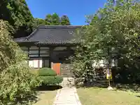 法源寺の本殿・本堂