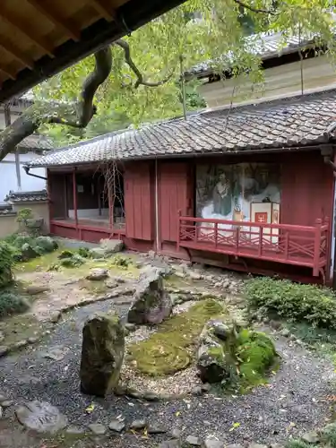 十輪寺の庭園