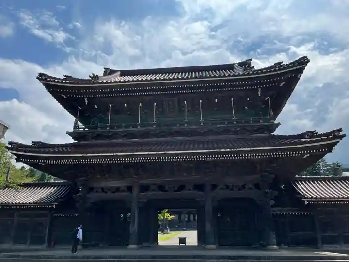 井波別院瑞泉寺(富山県)