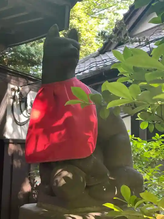 古地老稲荷神社の{uncategorized: "未分類", other: "その他", undefined: "問題あり", building: "その他建物", grave: "お墓", sacred_gate: "鳥居", guardian: "狛犬", statue: "像", buddha: "仏像", history: "歴史", nature: "自然", garden: "庭園", animal: "動物", pagoda: "塔", temizu: "手水舎", mountain_gate: "山門・神門", sanctuary: "本殿・本堂", subordinate: "末社・摂社", art: "芸術", scenery: "景色", jizo: "地蔵", ema: "絵馬", goshuin: "御朱印", omikuji: "おみくじ", items: "授与品その他", amulet: "お守り", goshuincho: "御朱印帳", eats: "食事", festival: "お祭り", votive_dance: "神楽", shichigosan: "七五三参", wedding: "結婚式", experience: "体験その他", initially: "初詣", around: "周辺", anti_infection: "感染症対策"}