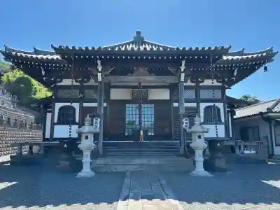 観蔵院の{uncategorized: "未分類", other: "その他", undefined: "問題あり", building: "その他建物", grave: "お墓", sacred_gate: "鳥居", guardian: "狛犬", statue: "像", buddha: "仏像", history: "歴史", nature: "自然", garden: "庭園", animal: "動物", pagoda: "塔", temizu: "手水舎", mountain_gate: "山門・神門", sanctuary: "本殿・本堂", subordinate: "末社・摂社", art: "芸術", scenery: "景色", jizo: "地蔵", ema: "絵馬", goshuin: "御朱印", omikuji: "おみくじ", items: "授与品その他", amulet: "お守り", goshuincho: "御朱印帳", eats: "食事", festival: "お祭り", votive_dance: "神楽", shichigosan: "七五三参", wedding: "結婚式", experience: "体験その他", initially: "初詣", around: "周辺", anti_infection: "感染症対策"}