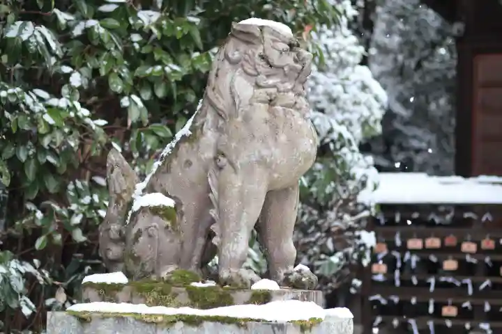忍 諏訪神社・東照宮 の{uncategorized: "未分類", other: "その他", undefined: "問題あり", building: "その他建物", grave: "お墓", sacred_gate: "鳥居", guardian: "狛犬", statue: "像", buddha: "仏像", history: "歴史", nature: "自然", garden: "庭園", animal: "動物", pagoda: "塔", temizu: "手水舎", mountain_gate: "山門・神門", sanctuary: "本殿・本堂", subordinate: "末社・摂社", art: "芸術", scenery: "景色", jizo: "地蔵", ema: "絵馬", goshuin: "御朱印", omikuji: "おみくじ", items: "授与品その他", amulet: "お守り", goshuincho: "御朱印帳", eats: "食事", festival: "お祭り", votive_dance: "神楽", shichigosan: "七五三参", wedding: "結婚式", experience: "体験その他", initially: "初詣", around: "周辺", anti_infection: "感染症対策"}
