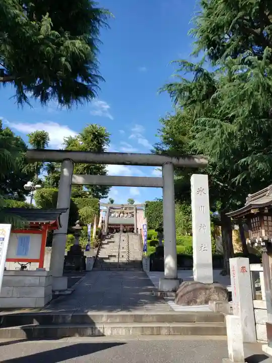 中野沼袋氷川神社の鳥居