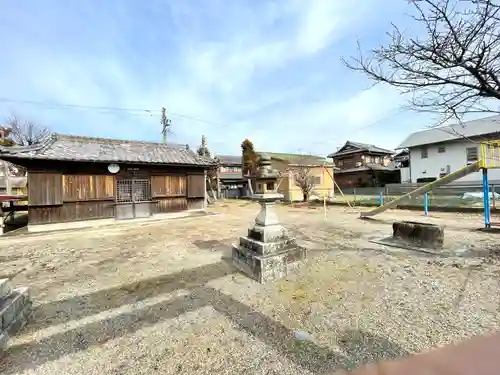 綿積神社の建物その他