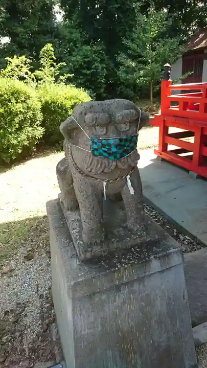 神明社の狛犬