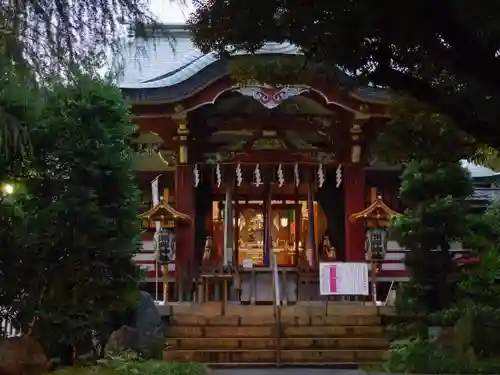 青山熊野神社の本殿・本堂