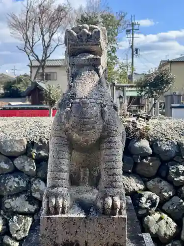 車折神社の{uncategorized: "未分類", other: "その他", undefined: "問題あり", building: "その他建物", grave: "お墓", sacred_gate: "鳥居", guardian: "狛犬", statue: "像", buddha: "仏像", history: "歴史", nature: "自然", garden: "庭園", animal: "動物", pagoda: "塔", temizu: "手水舎", mountain_gate: "山門・神門", sanctuary: "本殿・本堂", subordinate: "末社・摂社", art: "芸術", scenery: "景色", jizo: "地蔵", ema: "絵馬", goshuin: "御朱印", omikuji: "おみくじ", items: "授与品その他", amulet: "お守り", goshuincho: "御朱印帳", eats: "食事", festival: "お祭り", votive_dance: "神楽", shichigosan: "七五三参", wedding: "結婚式", experience: "体験その他", initially: "初詣", around: "周辺", anti_infection: "感染症対策"}