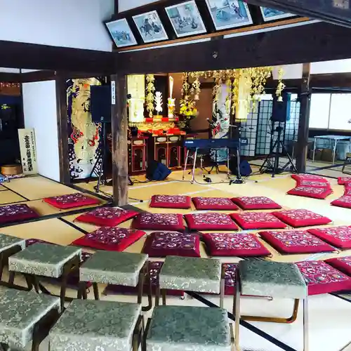 法源寺の本殿・本堂