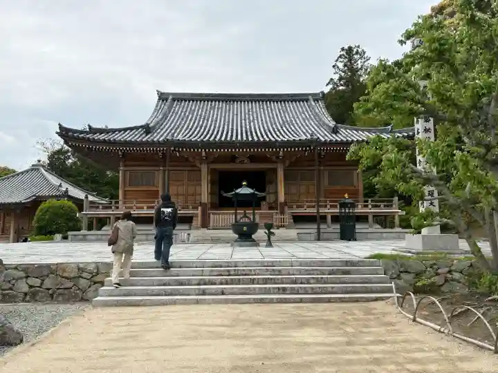 鏑射寺の{uncategorized: "未分類", other: "その他", undefined: "問題あり", building: "その他建物", grave: "お墓", sacred_gate: "鳥居", guardian: "狛犬", statue: "像", buddha: "仏像", history: "歴史", nature: "自然", garden: "庭園", animal: "動物", pagoda: "塔", temizu: "手水舎", mountain_gate: "山門・神門", sanctuary: "本殿・本堂", subordinate: "末社・摂社", art: "芸術", scenery: "景色", jizo: "地蔵", ema: "絵馬", goshuin: "御朱印", omikuji: "おみくじ", items: "授与品その他", amulet: "お守り", goshuincho: "御朱印帳", eats: "食事", festival: "お祭り", votive_dance: "神楽", shichigosan: "七五三参", wedding: "結婚式", experience: "体験その他", initially: "初詣", around: "周辺", anti_infection: "感染症対策"}
