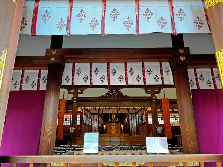 若宮八幡社の本殿・本堂