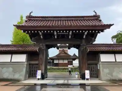 勝興寺の山門・神門