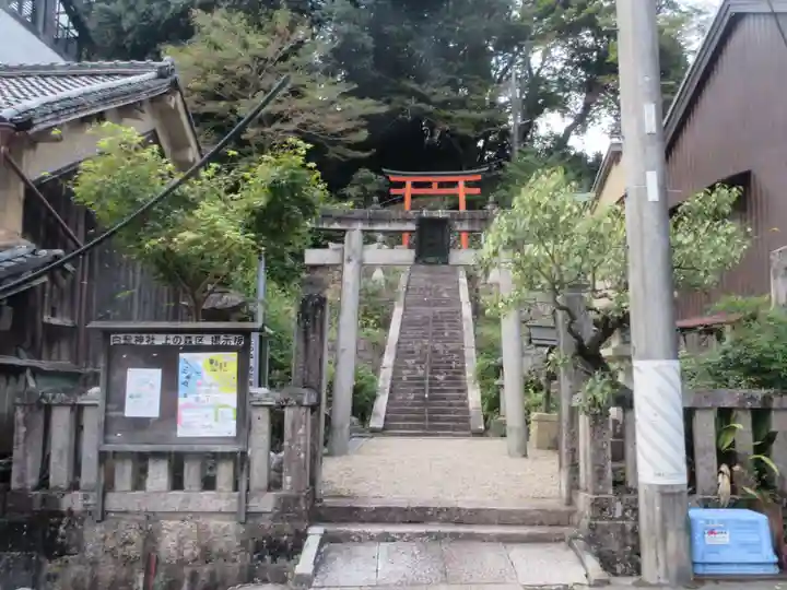 白髭神社(奈良県)