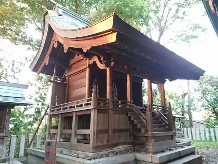 国玉神社・八劔社合殿の本殿・本堂