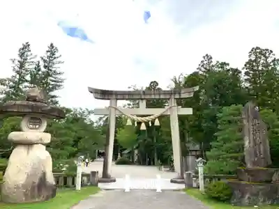 越中一宮 髙瀬神社の鳥居