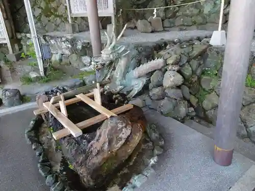 龍宮社の手水舎