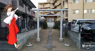 諏訪神社の鳥居