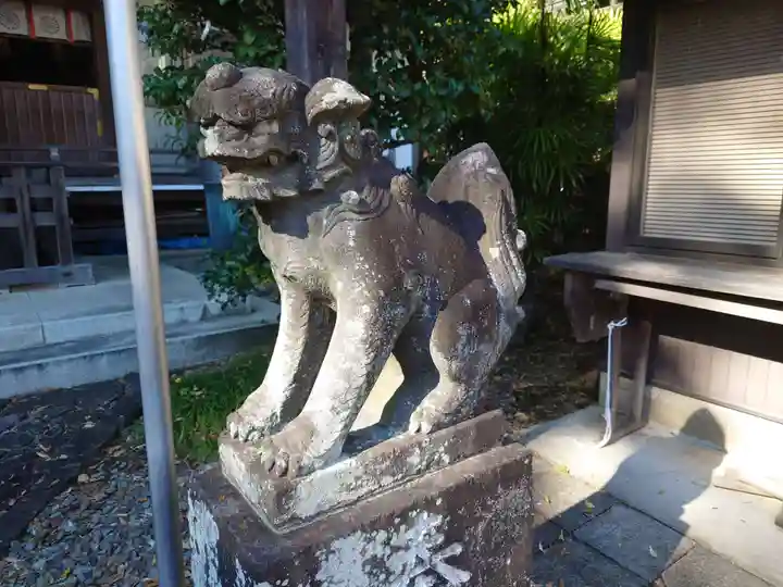 新羽杉山神社の狛犬