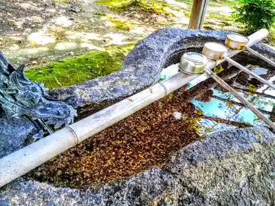八幡神社の手水舎