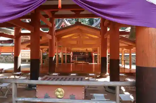 丹生都比売神社の本殿・本堂