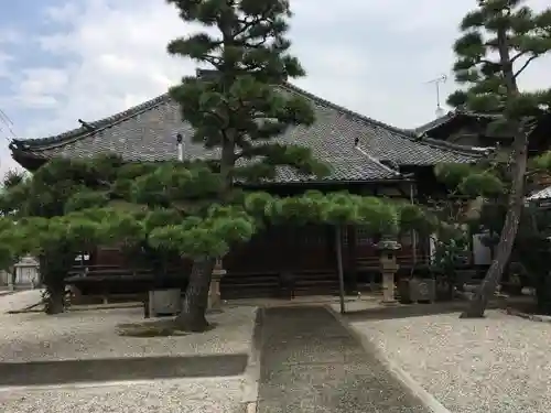 了運寺の本殿・本堂