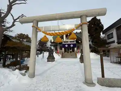 烈々布神社の鳥居