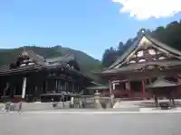 久遠寺の本殿・本堂