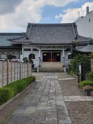 宗保院の本殿・本堂