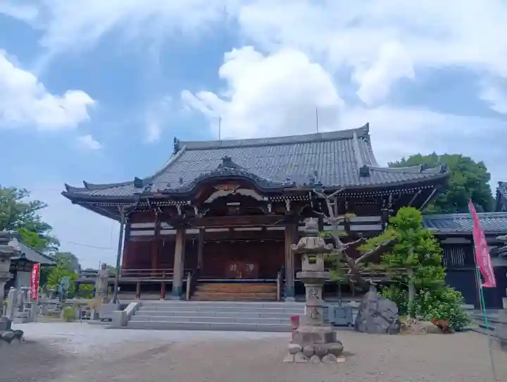 萬徳寺の{uncategorized: "未分類", other: "その他", undefined: "問題あり", building: "その他建物", grave: "お墓", sacred_gate: "鳥居", guardian: "狛犬", statue: "像", buddha: "仏像", history: "歴史", nature: "自然", garden: "庭園", animal: "動物", pagoda: "塔", temizu: "手水舎", mountain_gate: "山門・神門", sanctuary: "本殿・本堂", subordinate: "末社・摂社", art: "芸術", scenery: "景色", jizo: "地蔵", ema: "絵馬", goshuin: "御朱印", omikuji: "おみくじ", items: "授与品その他", amulet: "お守り", goshuincho: "御朱印帳", eats: "食事", festival: "お祭り", votive_dance: "神楽", shichigosan: "七五三参", wedding: "結婚式", experience: "体験その他", initially: "初詣", around: "周辺", anti_infection: "感染症対策"}