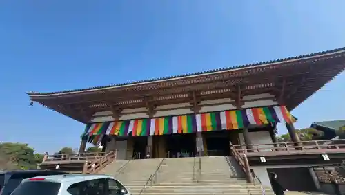西新井大師総持寺の{uncategorized: "未分類", other: "その他", undefined: "問題あり", building: "その他建物", grave: "お墓", sacred_gate: "鳥居", guardian: "狛犬", statue: "像", buddha: "仏像", history: "歴史", nature: "自然", garden: "庭園", animal: "動物", pagoda: "塔", temizu: "手水舎", mountain_gate: "山門・神門", sanctuary: "本殿・本堂", subordinate: "末社・摂社", art: "芸術", scenery: "景色", jizo: "地蔵", ema: "絵馬", goshuin: "御朱印", omikuji: "おみくじ", items: "授与品その他", amulet: "お守り", goshuincho: "御朱印帳", eats: "食事", festival: "お祭り", votive_dance: "神楽", shichigosan: "七五三参", wedding: "結婚式", experience: "体験その他", initially: "初詣", around: "周辺", anti_infection: "感染症対策"}