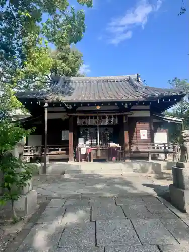 安居神社の{uncategorized: "未分類", other: "その他", undefined: "問題あり", building: "その他建物", grave: "お墓", sacred_gate: "鳥居", guardian: "狛犬", statue: "像", buddha: "仏像", history: "歴史", nature: "自然", garden: "庭園", animal: "動物", pagoda: "塔", temizu: "手水舎", mountain_gate: "山門・神門", sanctuary: "本殿・本堂", subordinate: "末社・摂社", art: "芸術", scenery: "景色", jizo: "地蔵", ema: "絵馬", goshuin: "御朱印", omikuji: "おみくじ", items: "授与品その他", amulet: "お守り", goshuincho: "御朱印帳", eats: "食事", festival: "お祭り", votive_dance: "神楽", shichigosan: "七五三参", wedding: "結婚式", experience: "体験その他", initially: "初詣", around: "周辺", anti_infection: "感染症対策"}