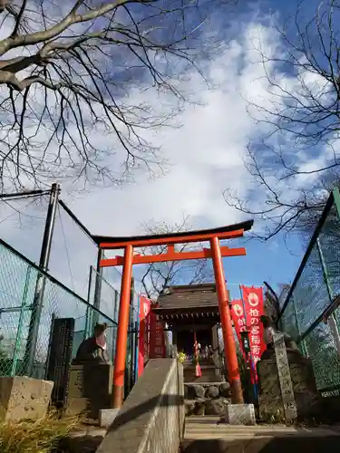 柏の宮稲荷神社の鳥居