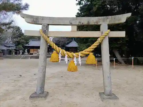 村高天神社の鳥居