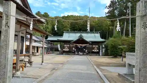 安仁神社の建物その他