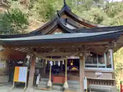 速川神社の本殿