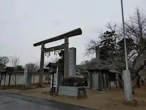 鎌数伊勢大神宮の{uncategorized: "未分類", other: "その他", undefined: "問題あり", building: "その他建物", grave: "お墓", sacred_gate: "鳥居", guardian: "狛犬", statue: "像", buddha: "仏像", history: "歴史", nature: "自然", garden: "庭園", animal: "動物", pagoda: "塔", temizu: "手水舎", mountain_gate: "山門・神門", sanctuary: "本殿・本堂", subordinate: "末社・摂社", art: "芸術", scenery: "景色", jizo: "地蔵", ema: "絵馬", goshuin: "御朱印", omikuji: "おみくじ", items: "授与品その他", amulet: "お守り", goshuincho: "御朱印帳", eats: "食事", festival: "お祭り", votive_dance: "神楽", shichigosan: "七五三参", wedding: "結婚式", experience: "体験その他", initially: "初詣", around: "周辺", anti_infection: "感染症対策"}
