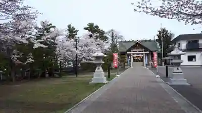 烈々布神社の本殿・本堂