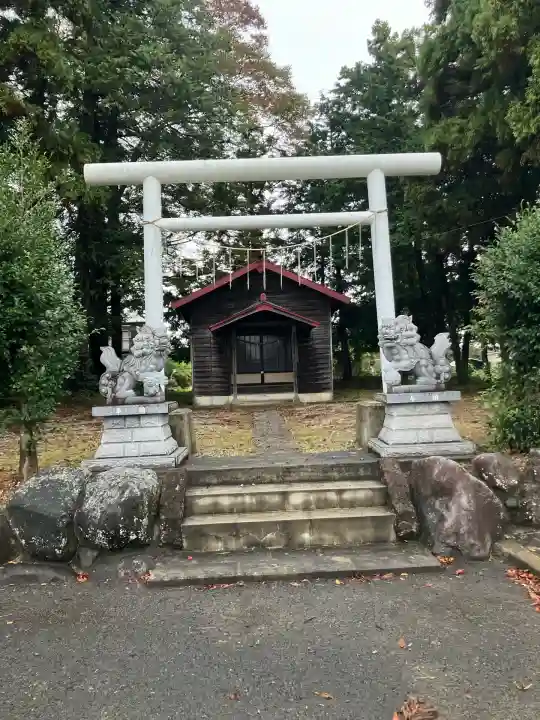 下中野温泉神社の鳥居
