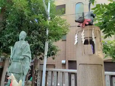 安倍晴明神社（阿倍王子神社境外末社）の像