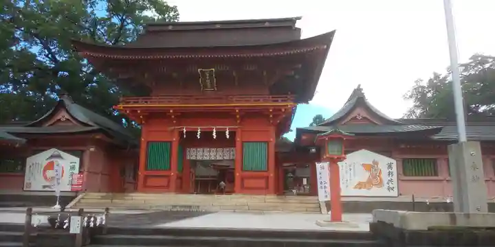富士山本宮浅間大社の山門・神門
