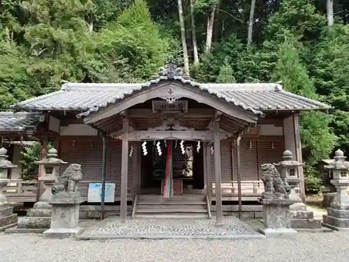 葛神社の本殿・本堂