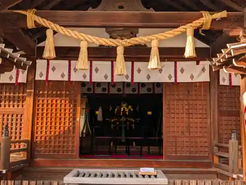 姫嶋神社の{uncategorized: "未分類", other: "その他", undefined: "問題あり", building: "その他建物", grave: "お墓", sacred_gate: "鳥居", guardian: "狛犬", statue: "像", buddha: "仏像", history: "歴史", nature: "自然", garden: "庭園", animal: "動物", pagoda: "塔", temizu: "手水舎", mountain_gate: "山門・神門", sanctuary: "本殿・本堂", subordinate: "末社・摂社", art: "芸術", scenery: "景色", jizo: "地蔵", ema: "絵馬", goshuin: "御朱印", omikuji: "おみくじ", items: "授与品その他", amulet: "お守り", goshuincho: "御朱印帳", eats: "食事", festival: "お祭り", votive_dance: "神楽", shichigosan: "七五三参", wedding: "結婚式", experience: "体験その他", initially: "初詣", around: "周辺", anti_infection: "感染症対策"}